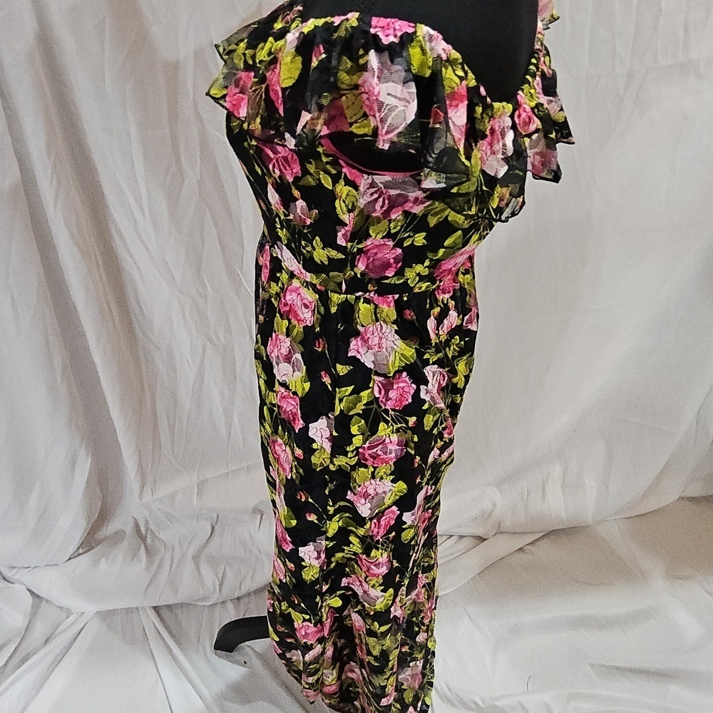 BLACK/FLORAL BETSEY JOHNSON MAXI DRESS - Picture 5 of 7